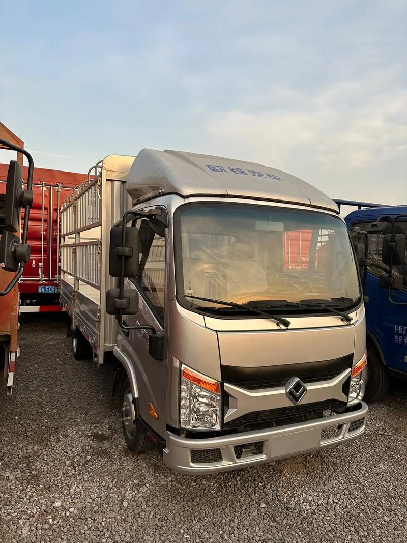 唐骏欧铃汽车报价（唐骏欧铃27米新车价格）