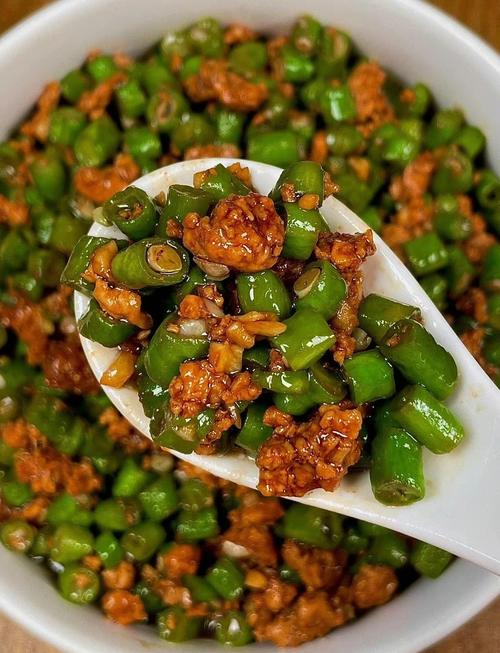 肉末酸豇豆的做法（肉末酸缸豆的做法）