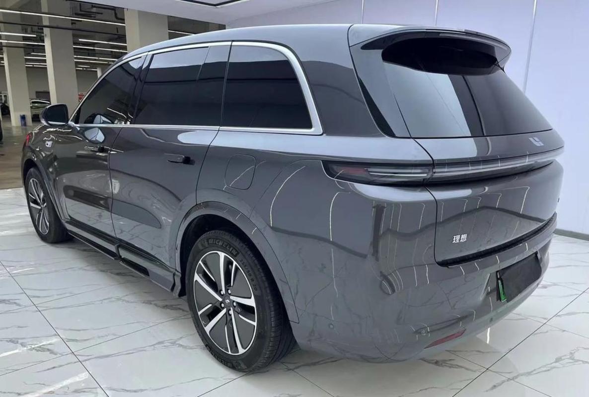 电动汽车价格及图片（理想电动汽车价格及图片）