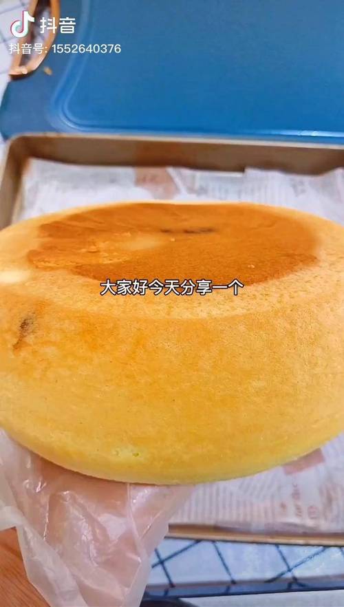 电饭煲蛋糕的做法（电饭煲蛋糕的做法和配方的全过程）
