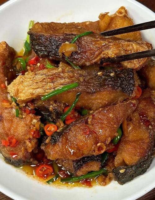 红烧鱼块的家常做法（红烧鱼块的家常做法简单方便）