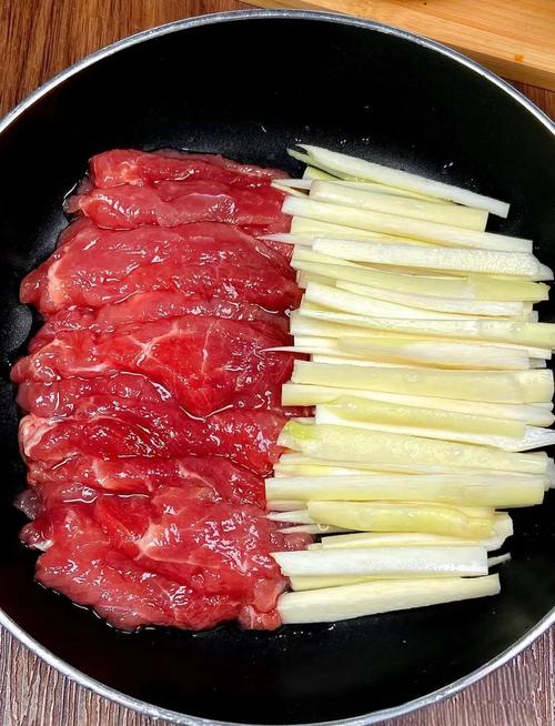 茭白的做法（牛肉炒茭白的做法）