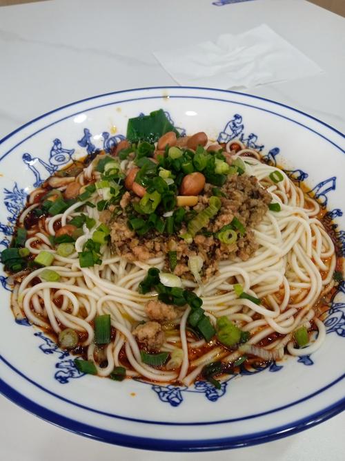 四川担担面的做法（担担面的做法）